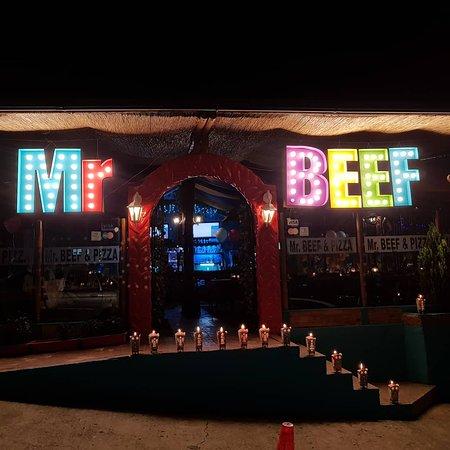 Mr Beef Y Pizza